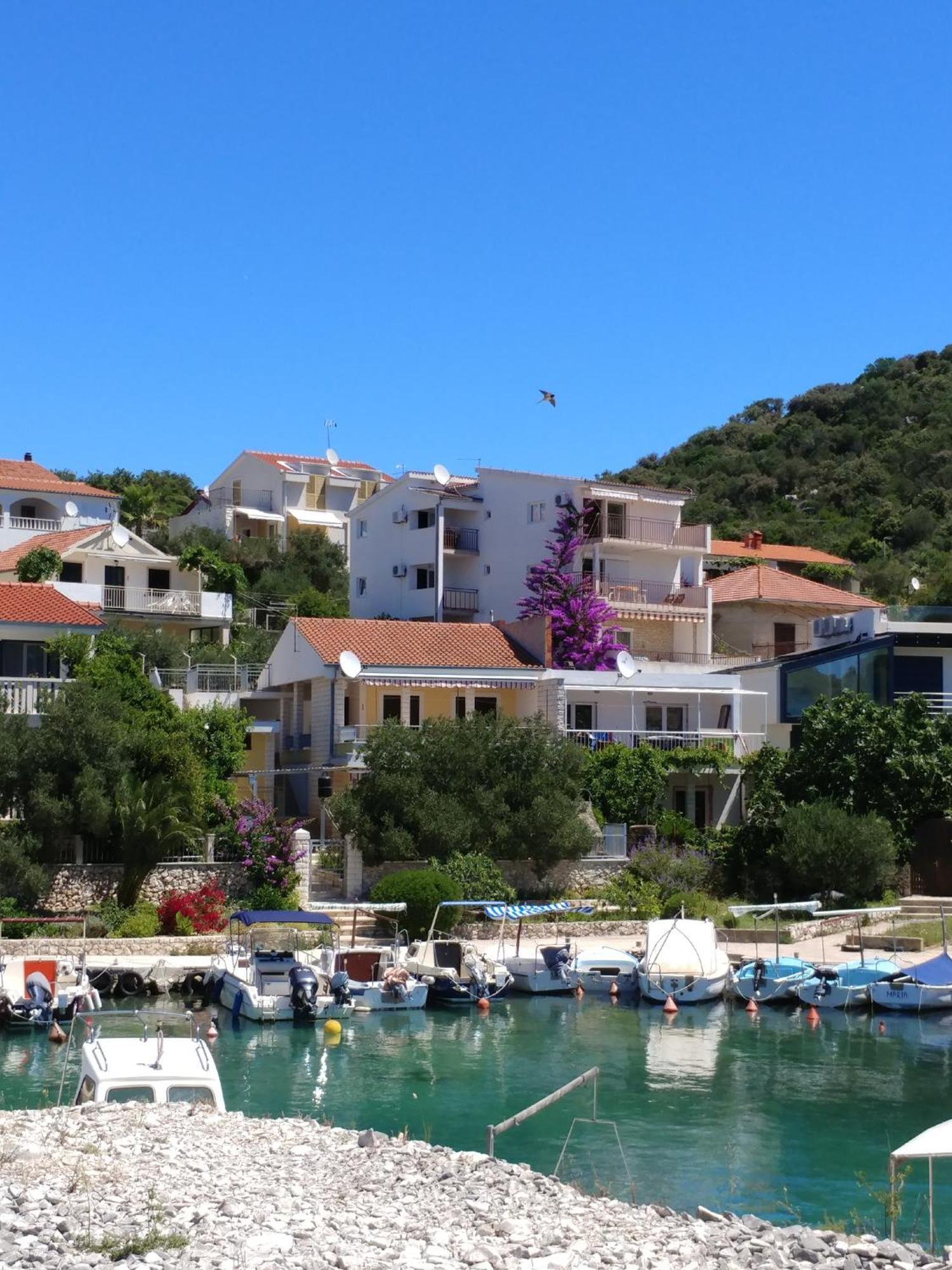 Astramaris Apartments Donji Okrug (Ciovo) Exterior foto